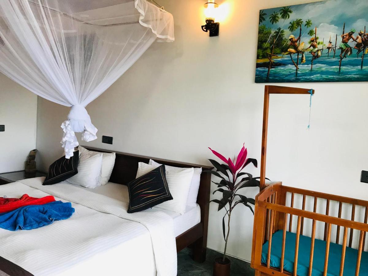 Hide View Hotel Ella